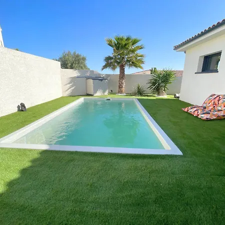 Contemporaine Avec Piscine Chauffee Proche Des Plages Villa Sauvian
