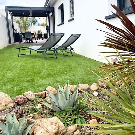 Villa Contemporaine Avec Piscine Chauffee Proche Des Plages Sauvian