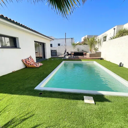 Contemporaine Avec Piscine Chauffee Proche Des Plages Villa *